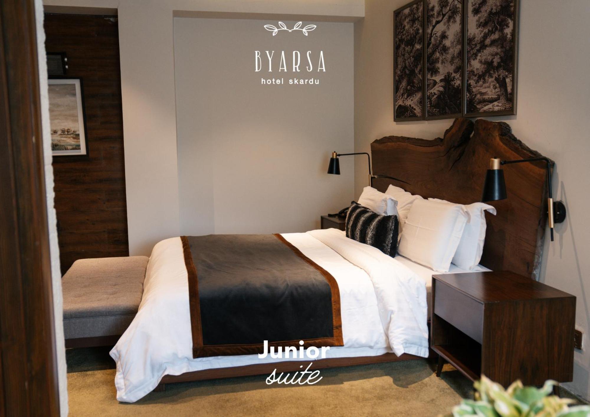 Byarsa Hotel Skardu Ponedas Dış mekan fotoğraf